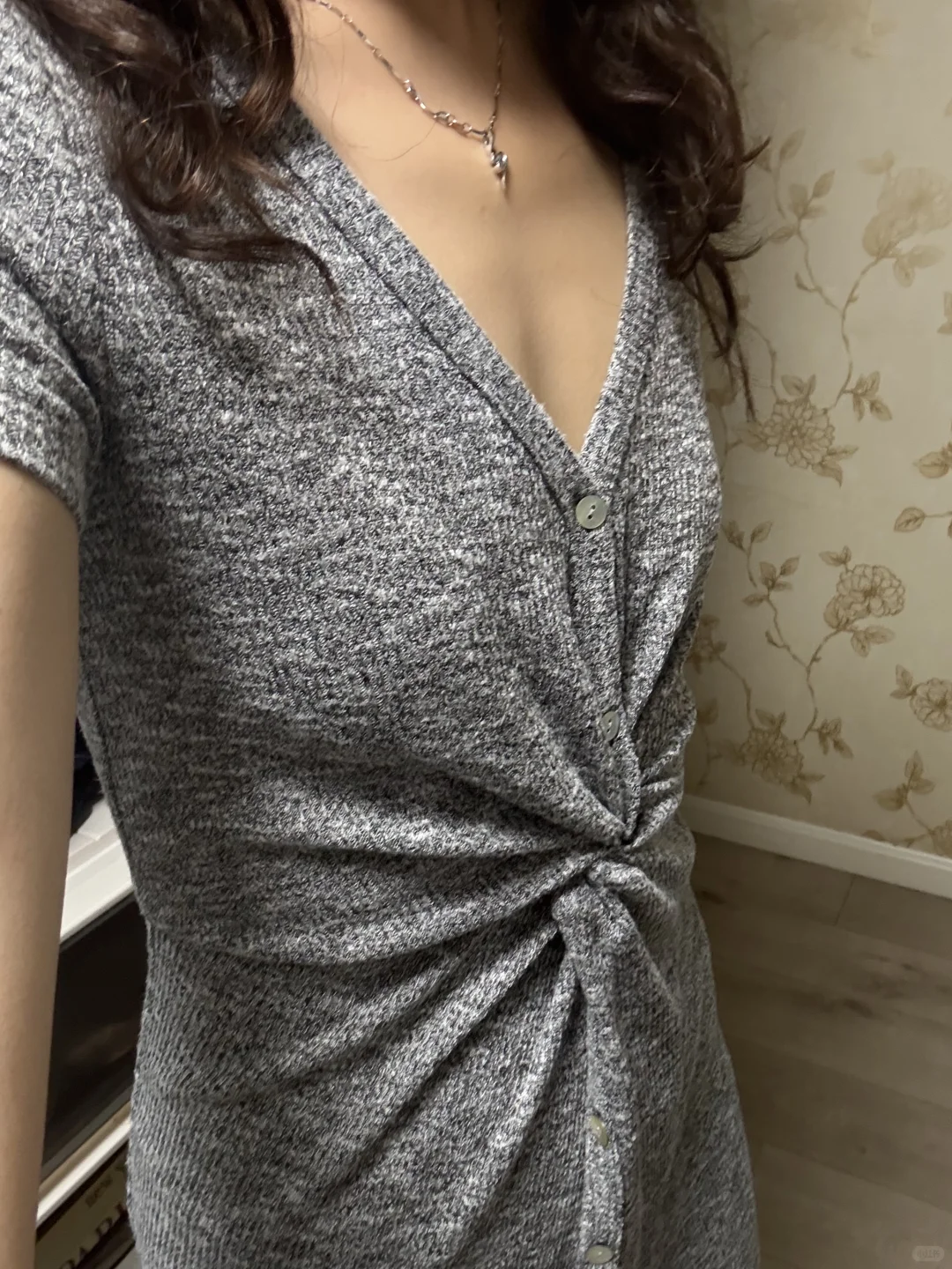 平胸也不是过错，做一个平平无奇的女孩子👧