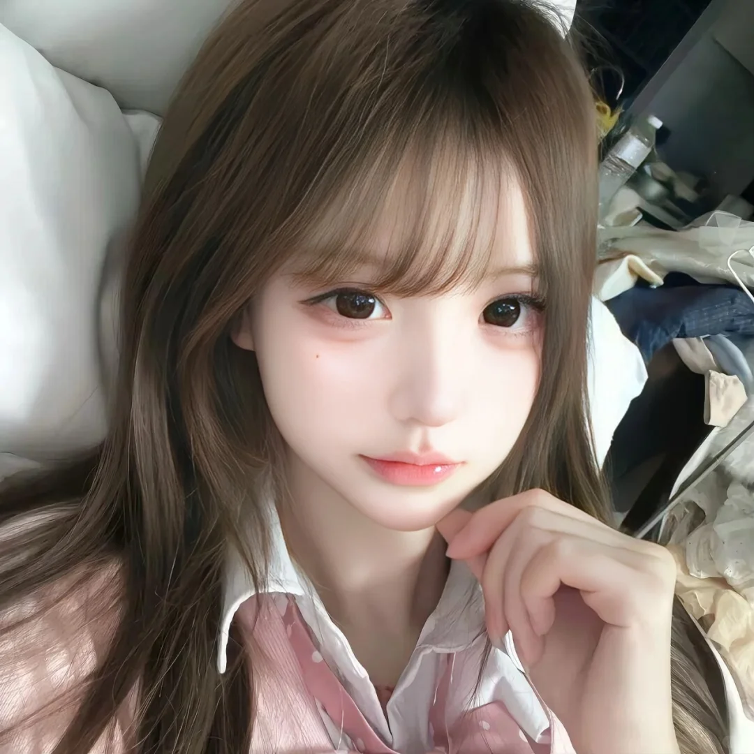 𝑾𝒆𝑪𝒉𝒂𝒕可爱甜妹女头