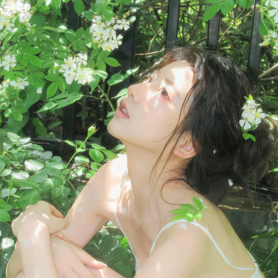 WeChat自用单人女生头像