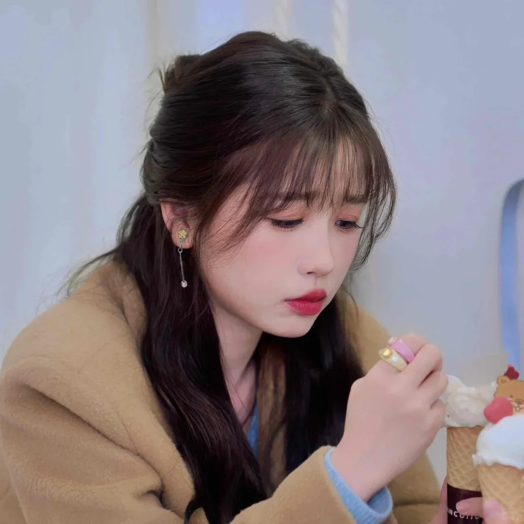 🍦🥐冰淇淋｜“欣”头像