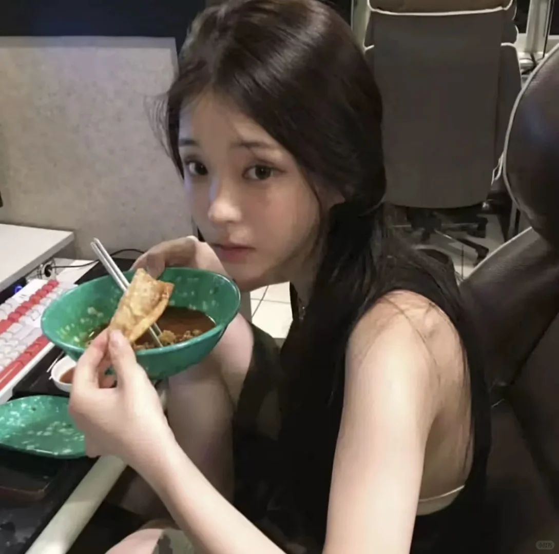 𝙒𝙚𝘾𝙝𝙖𝙩 / 甜美女头🐰