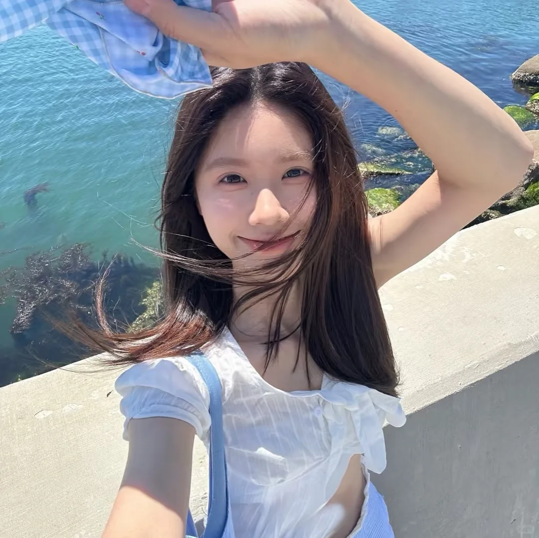 WeChat自用单人女生头像