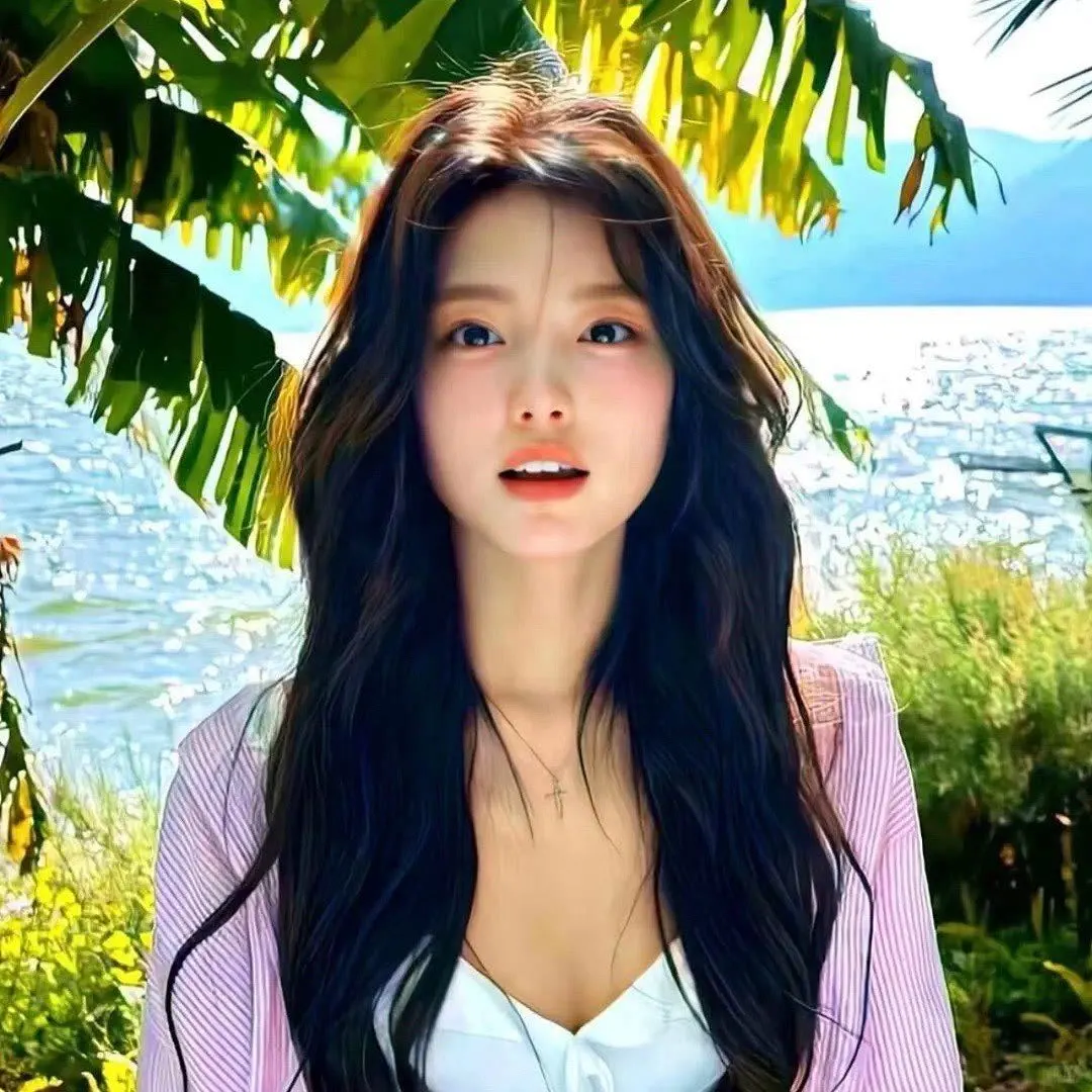 𝙎𝙝𝙖𝙧𝙚｜明媚女生
