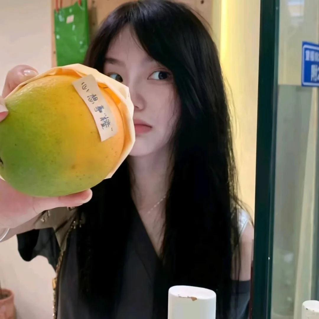WeChat自用单人女生头像