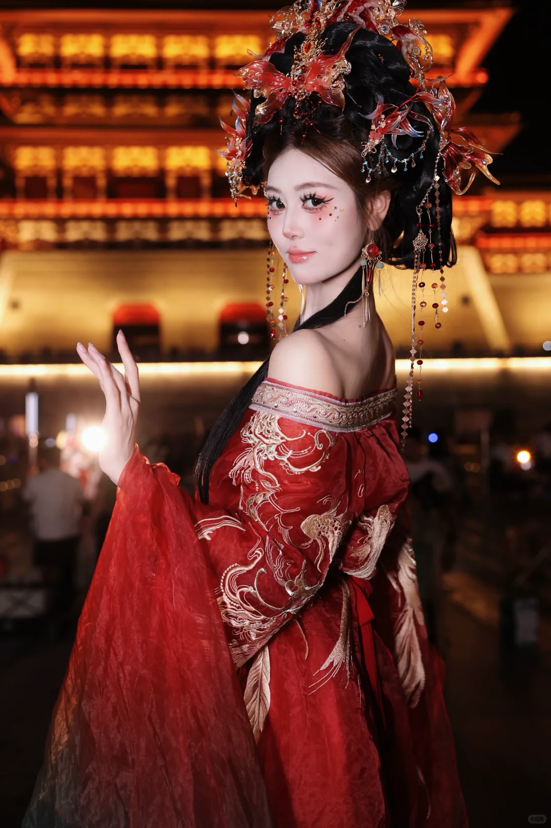 回眸一笑百媚生，最是这一抹红❤️