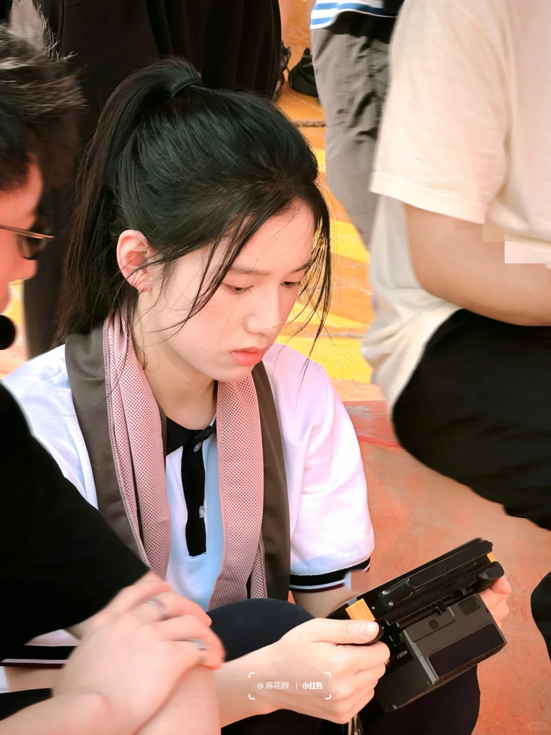 omg张婧仪连这个角度都是美的！