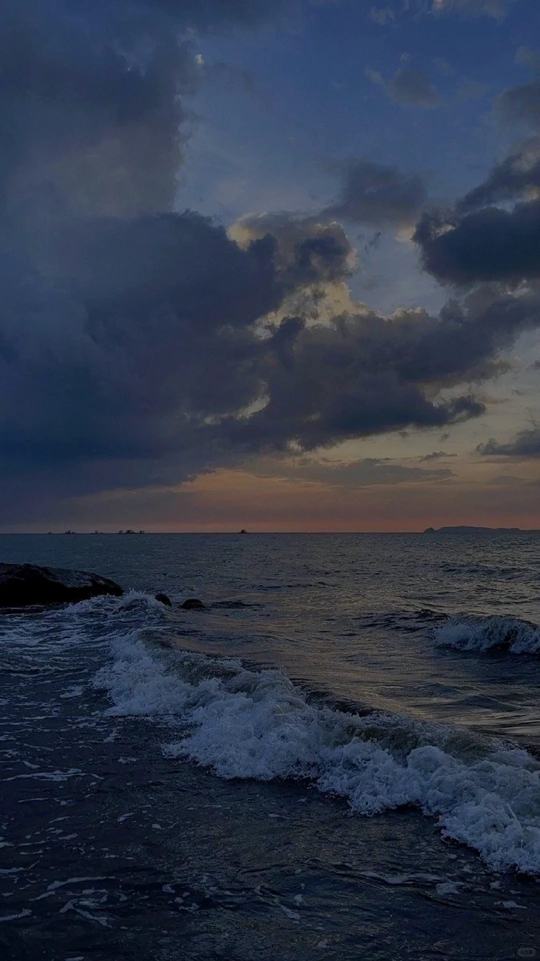 梦幻沙滩夕阳，壁纸里的极致风景