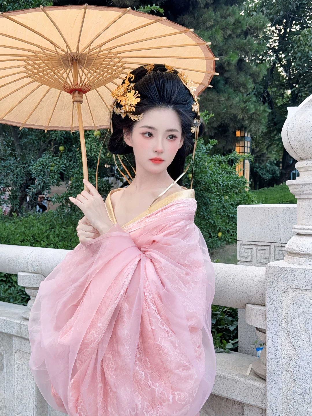 ccd还是手机！清冷感虞姬粉色战国袍太出片