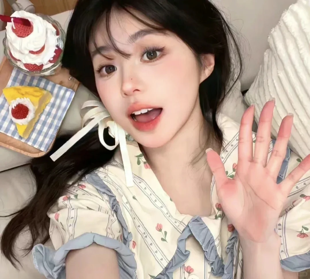 𝐖𝐞𝐂𝐡𝐚𝐭/.甜妹头像