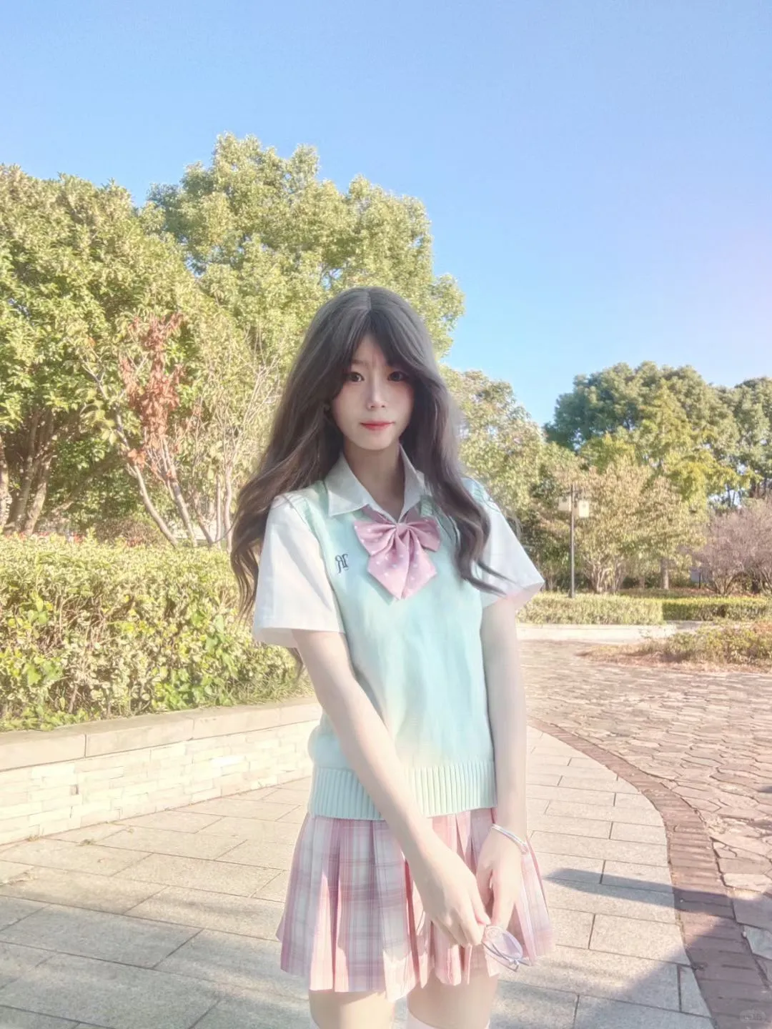 曝光卖 y 女