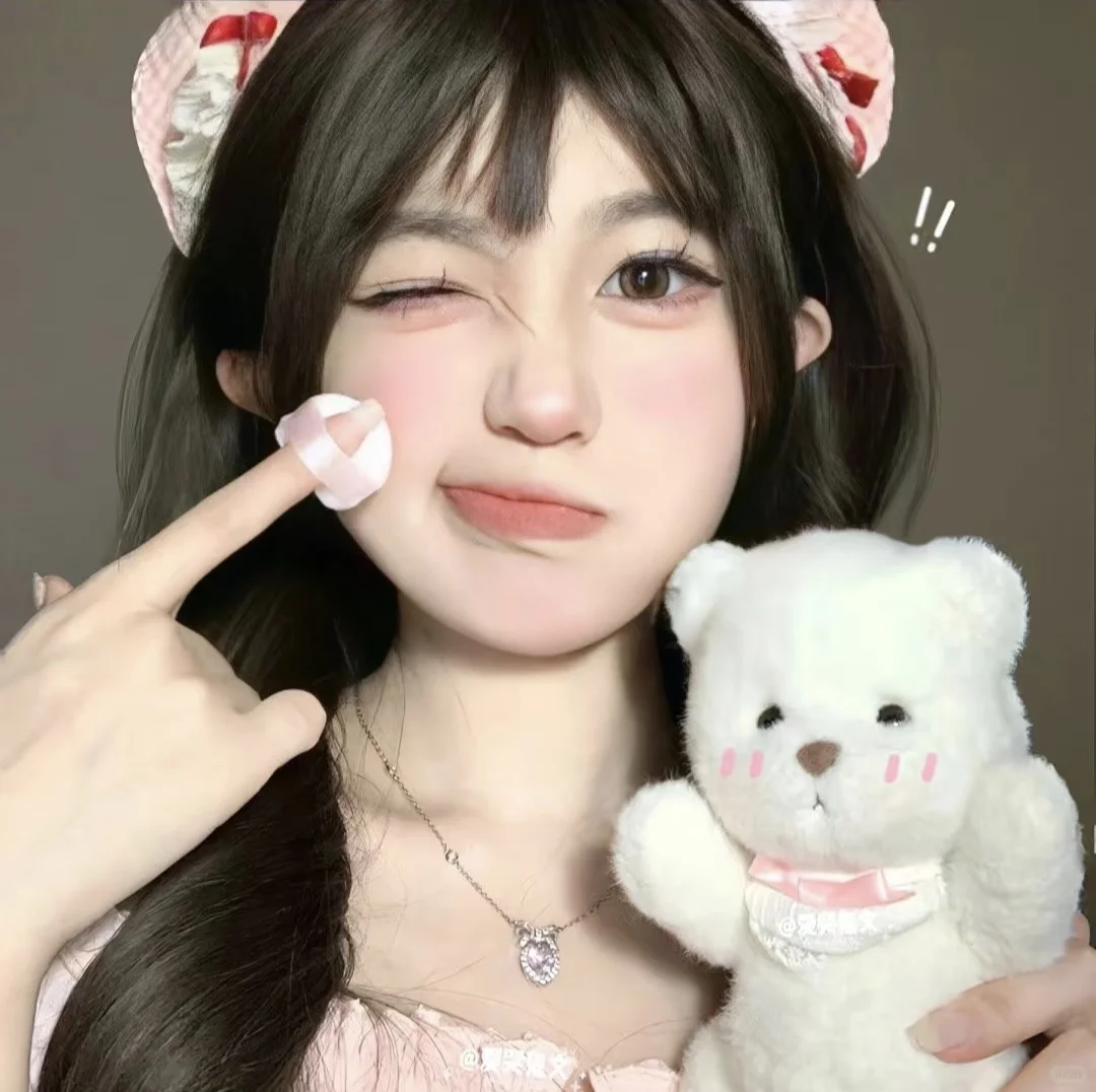 𝐖𝐞𝐂𝐡𝐚𝐭/.甜妹头像