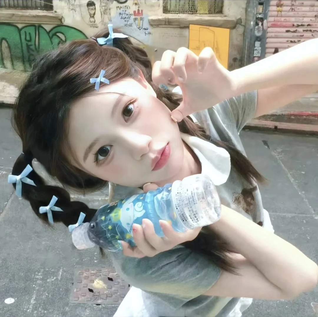 𝐖𝐞𝐂𝐡𝐚𝐭/.甜妹头像