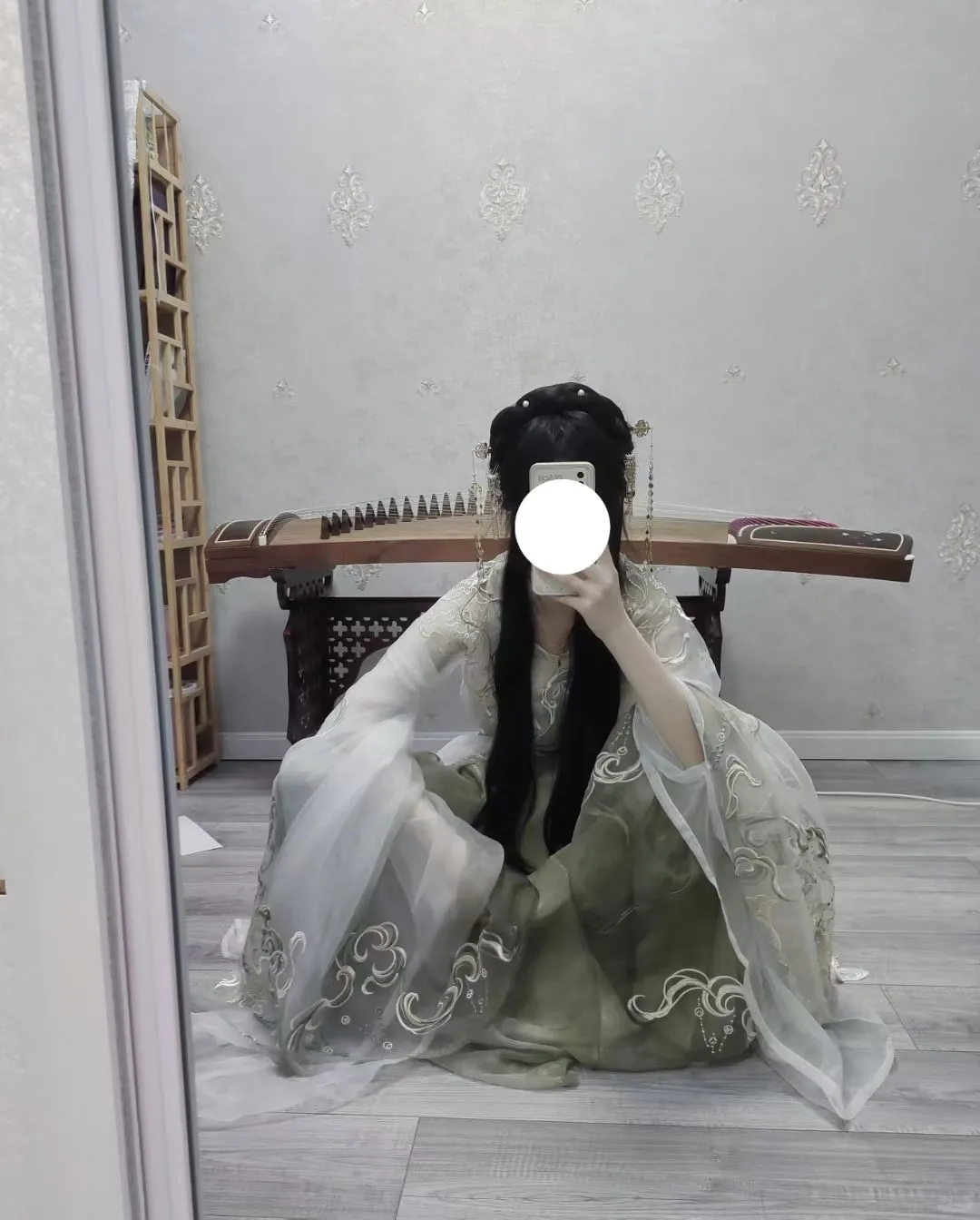 曝光卖 y 女