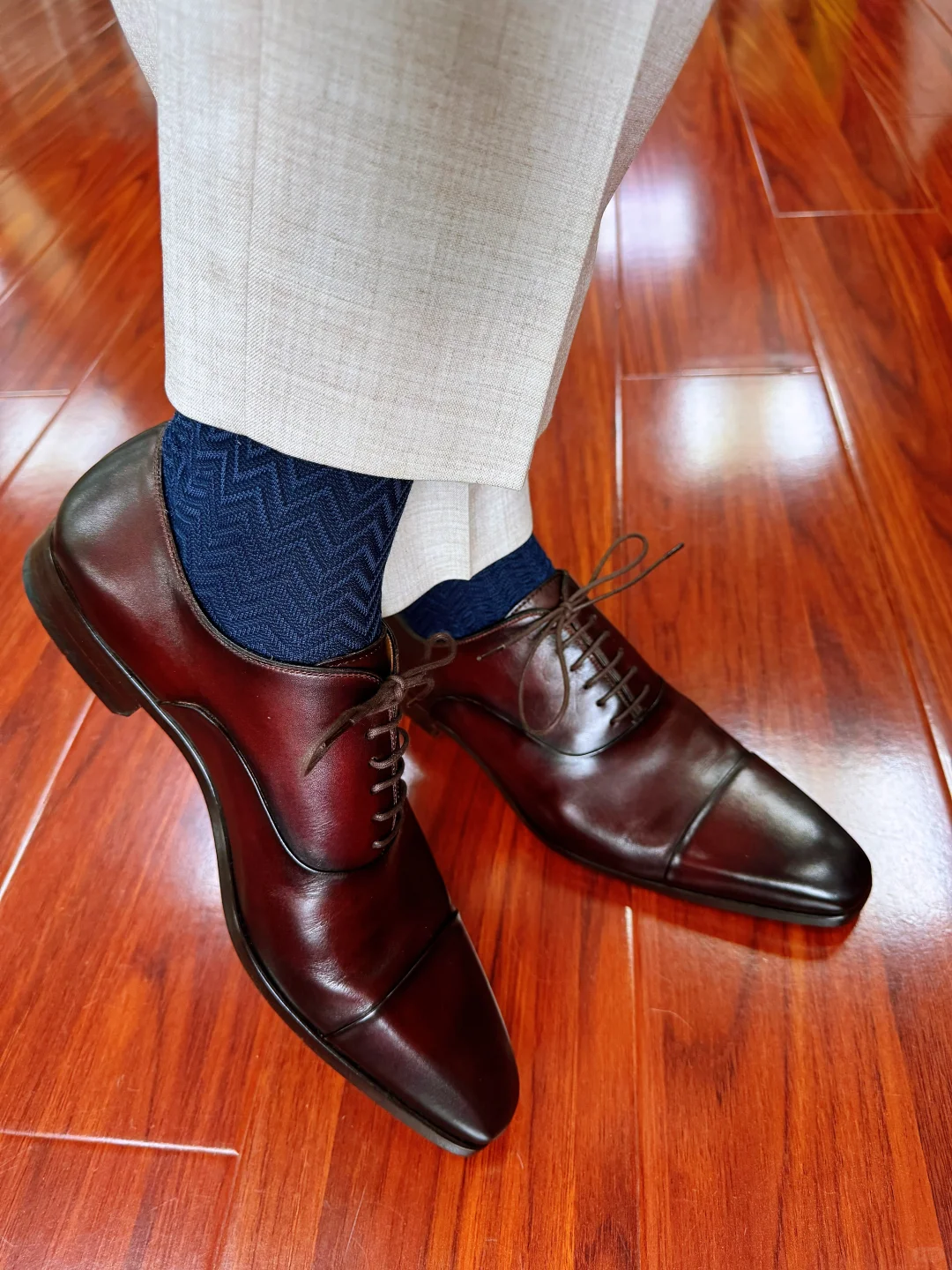 🧦商务人续命级及膝绅士袜