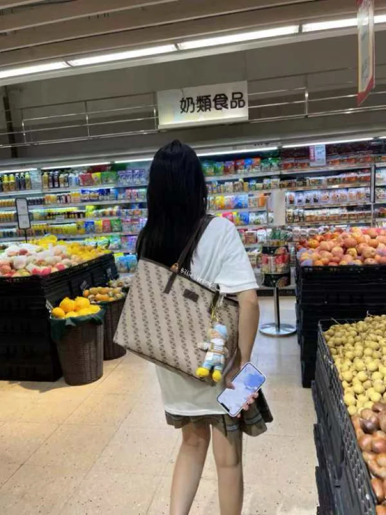 感觉妹妹太漂亮了 怎么调节