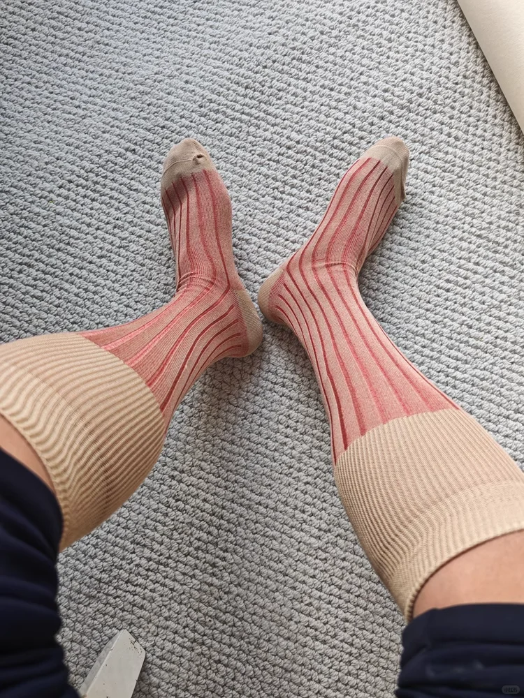 商务绅士的氛围感袜子穿搭，显白又舒服！