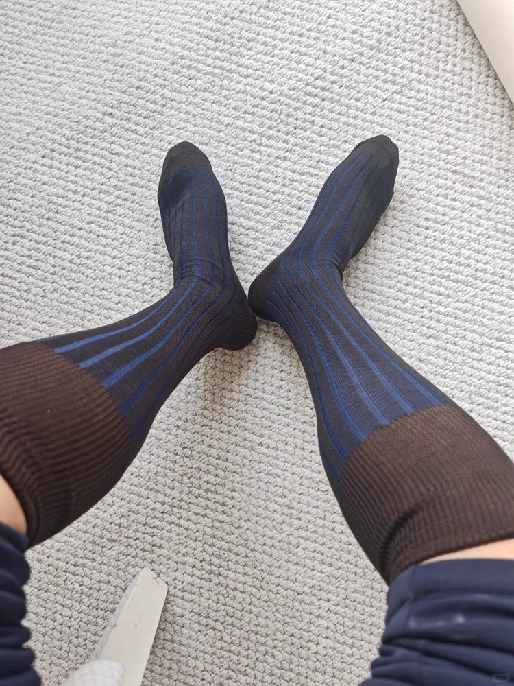 商务绅士的氛围感袜子穿搭，显白又舒服！