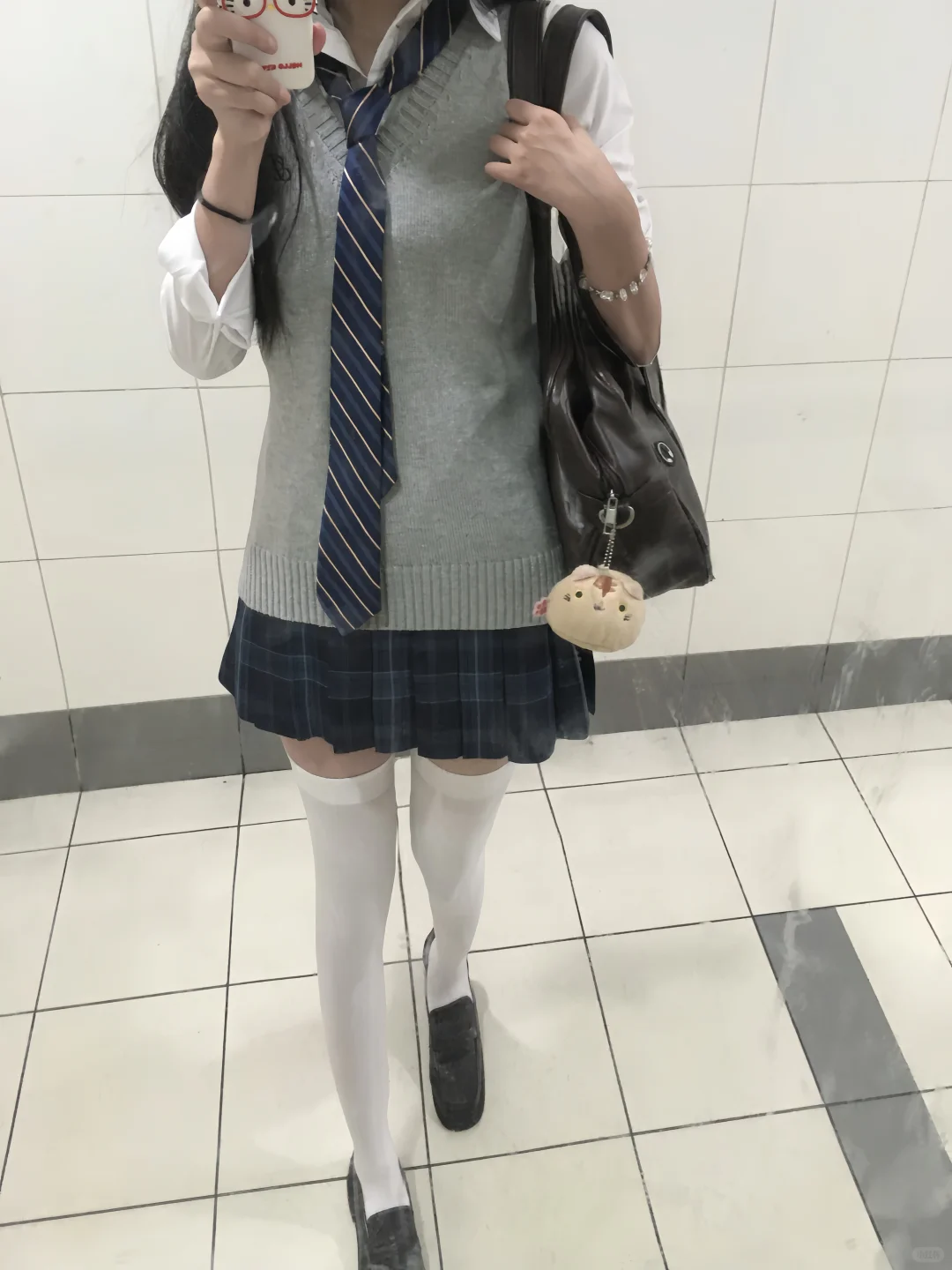 黑色还是白色呢