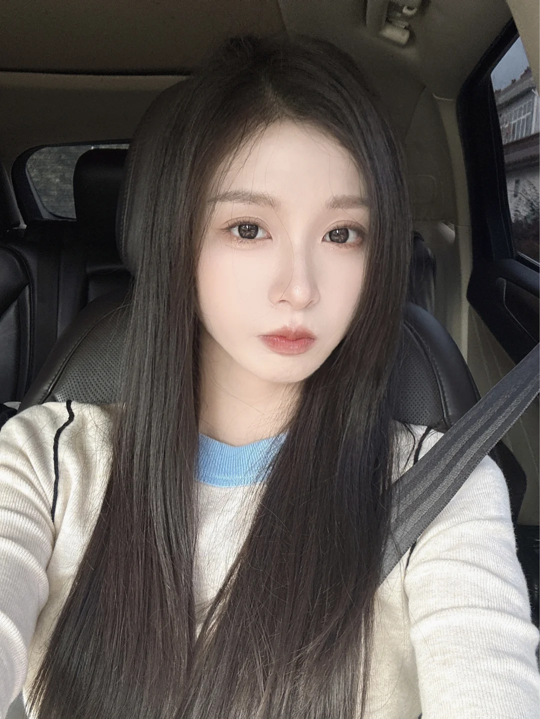 干净白开水妆容