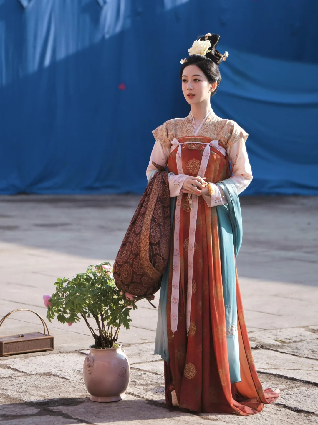 『锦绣芳华』杨紫妆造合集