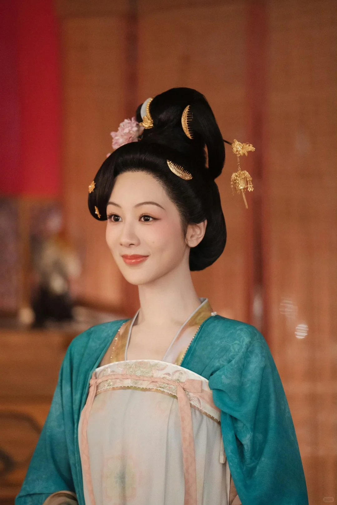 『锦绣芳华』杨紫妆造合集