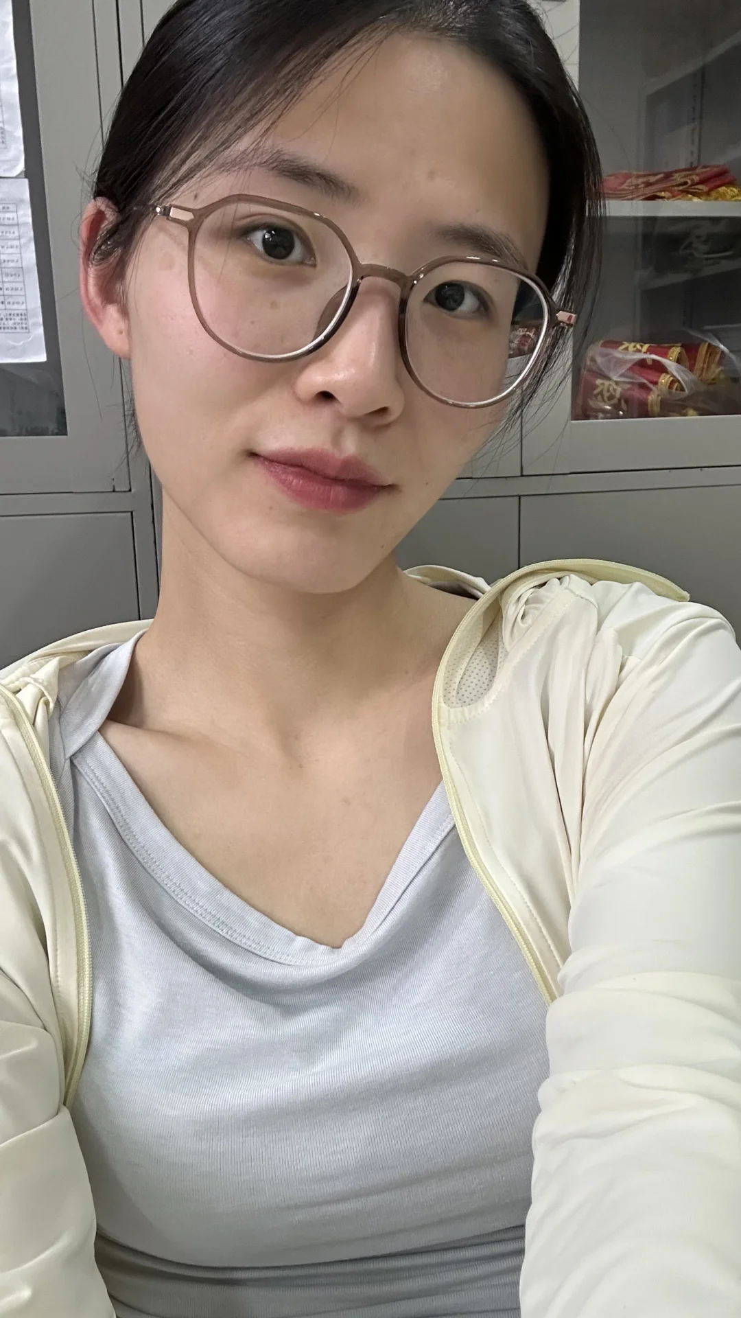 眼镜女孩的夏天