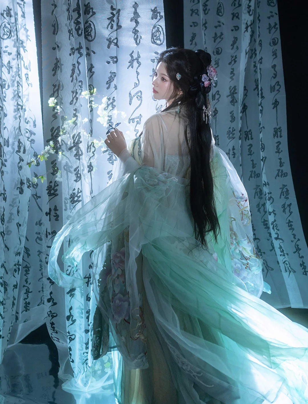 可以永远相信中式审美✨仙侠文女主既视感