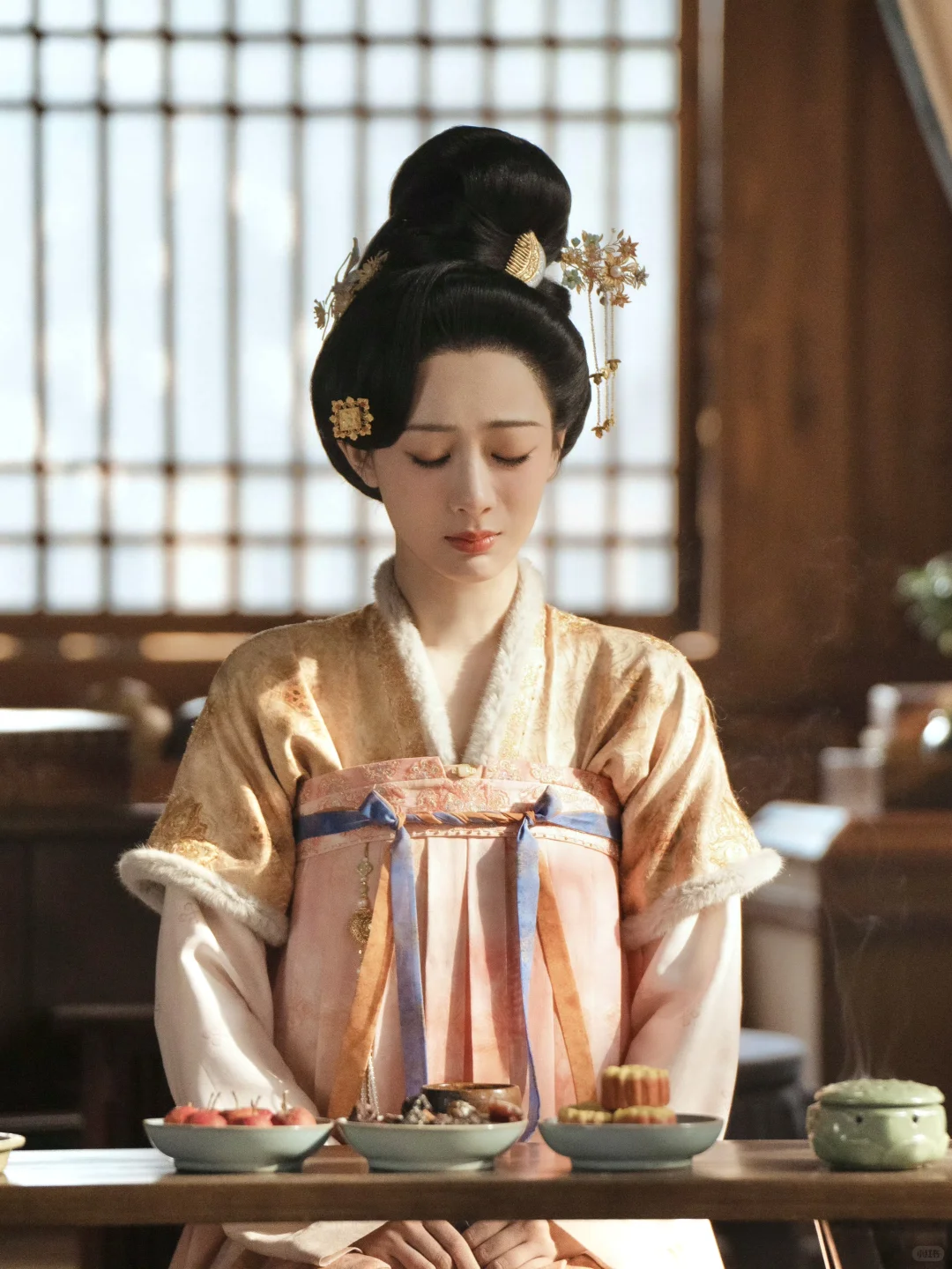 『锦绣芳华』杨紫妆造合集