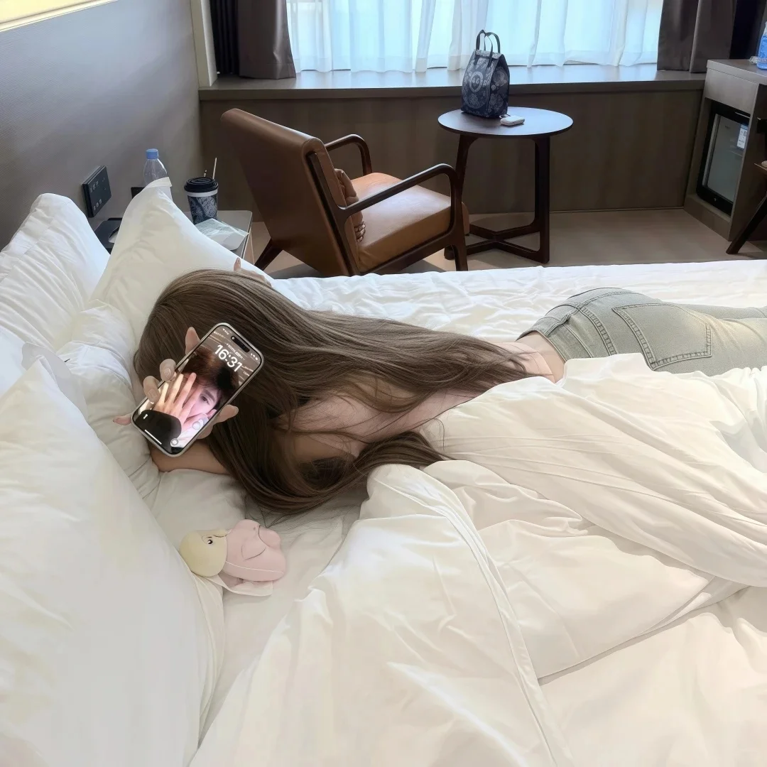 𝐒𝐡𝐚𝐫𝐞｜超好看女生头像