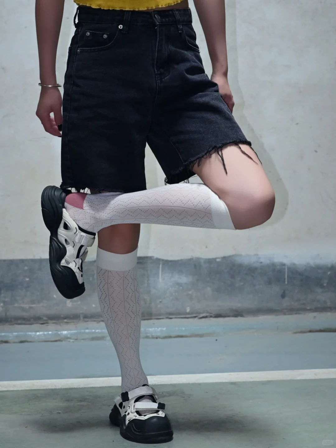 四色心动网眼长筒袜🧦｜撞色穿搭小心机！