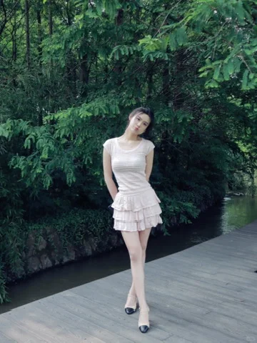 圆溜溜的眼睛