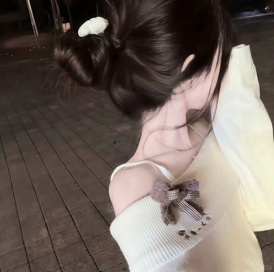 甜美女头，夏天如约而至～