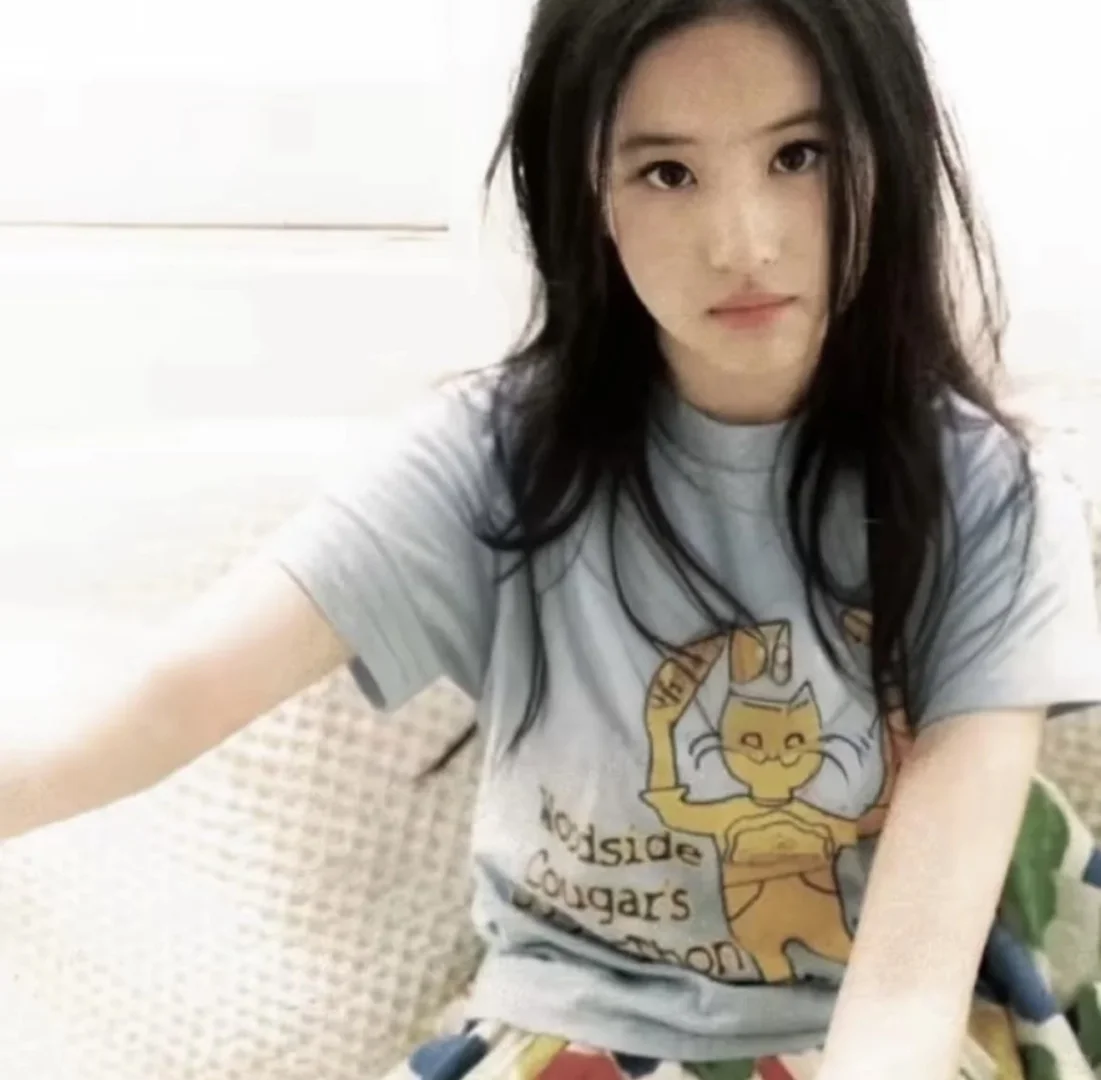 亦正亦邪的女孩真迷人～～