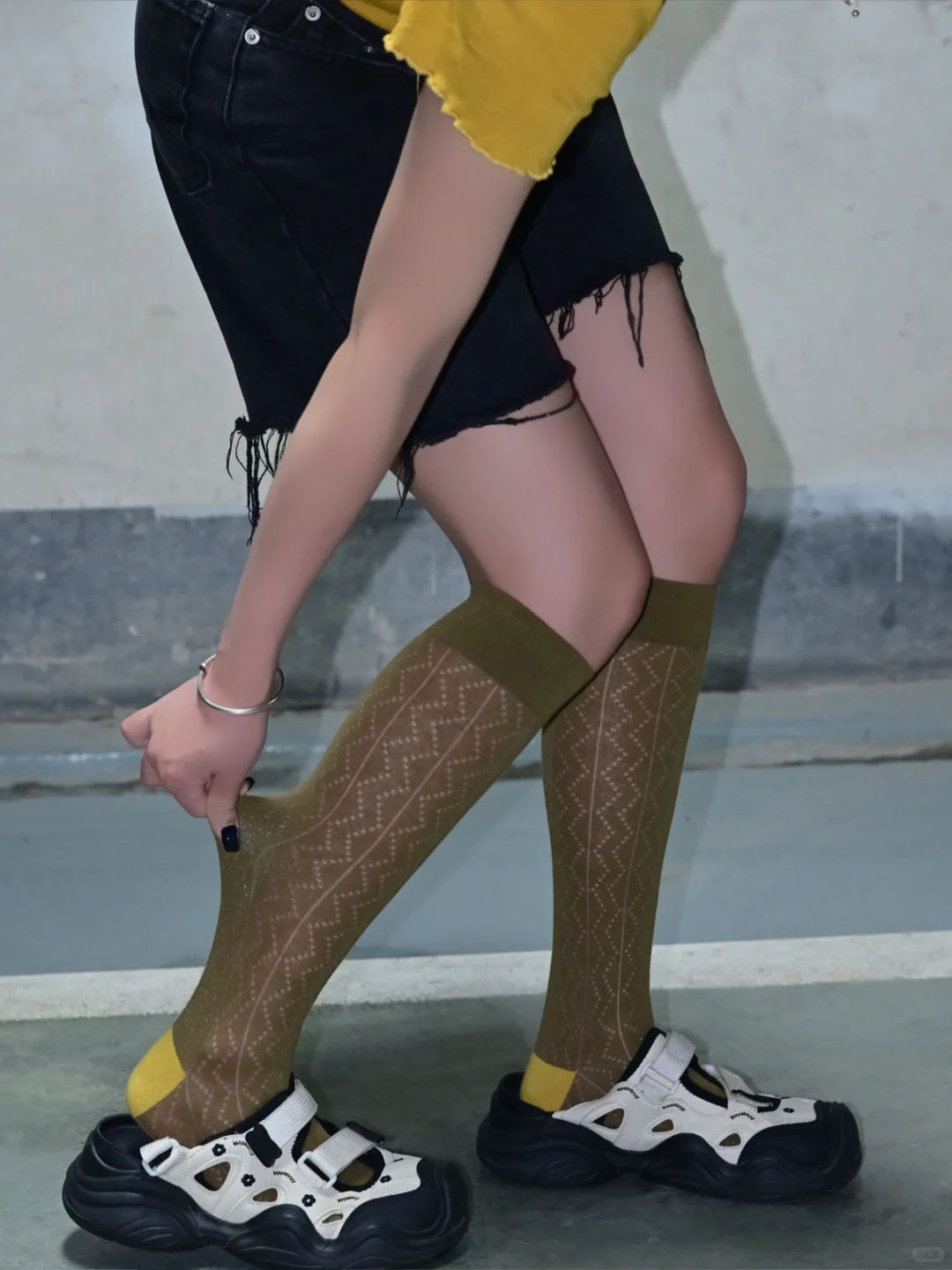 四色心动网眼长筒袜🧦｜撞色穿搭小心机！
