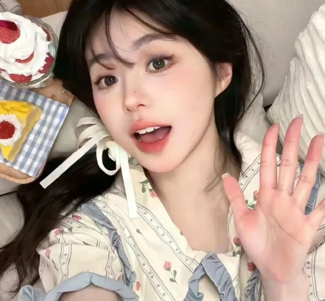 甜美头像来咯！贝贝关注一下吧！