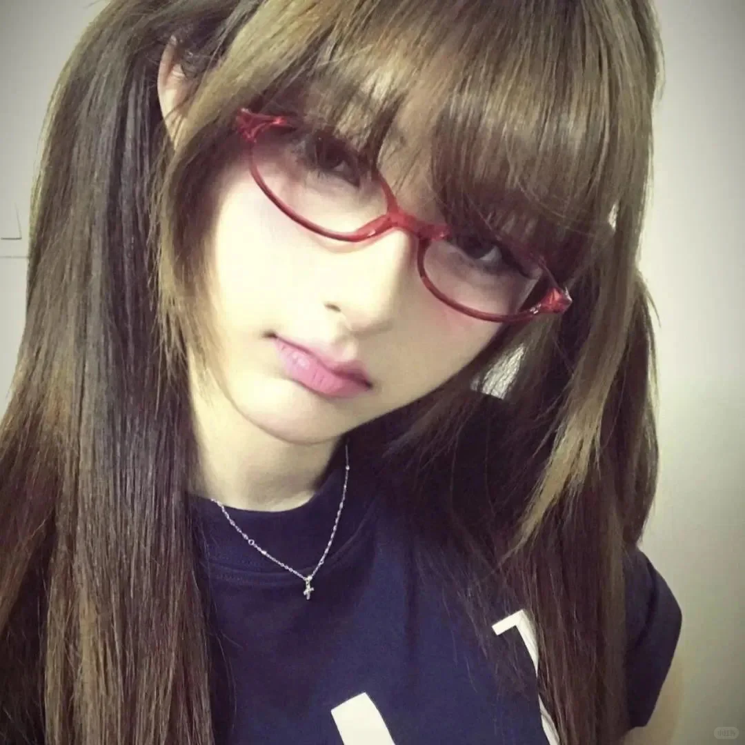 share甜妹女头