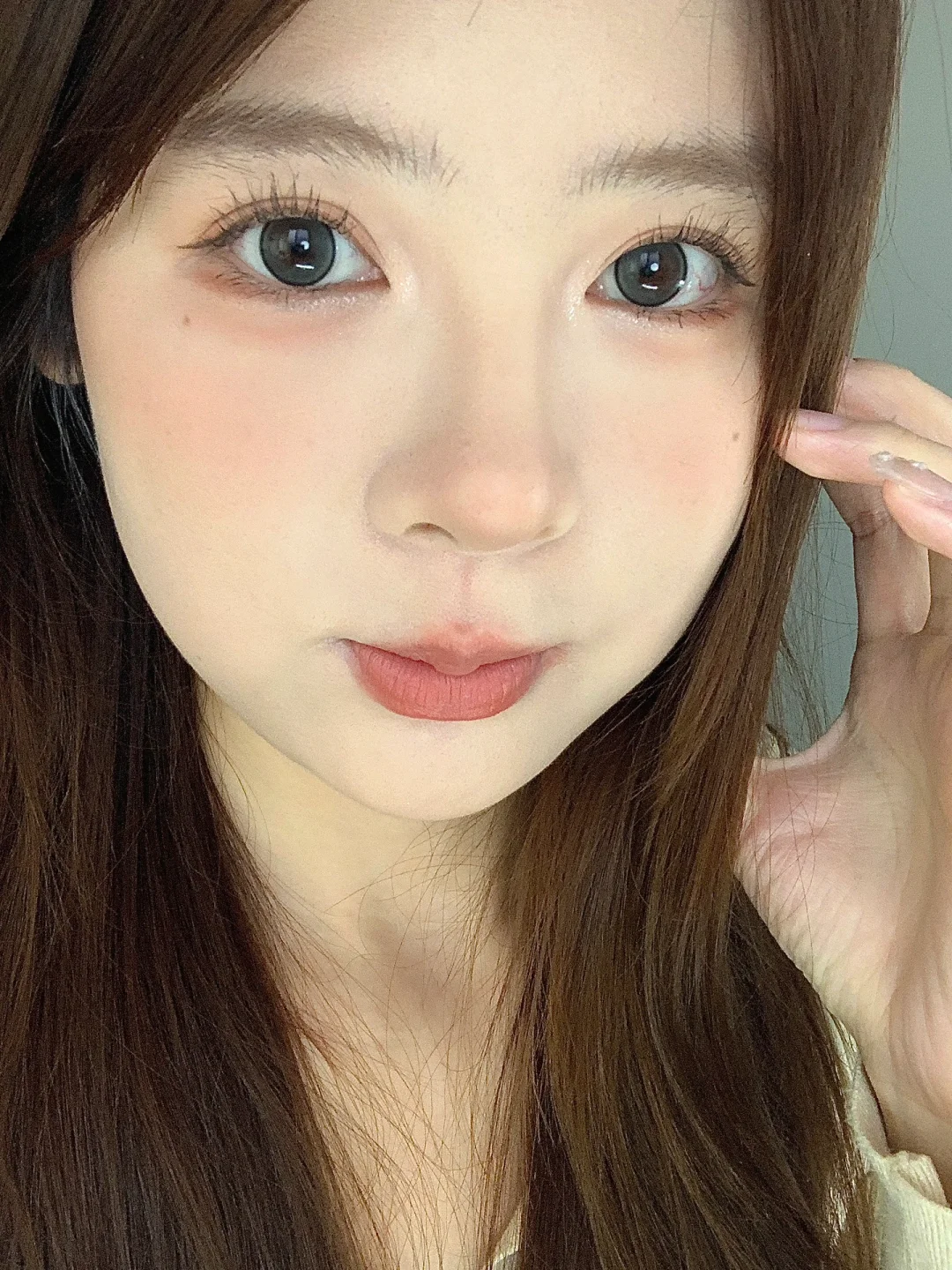 淡妆真的会给人一种毫不费力的美！！