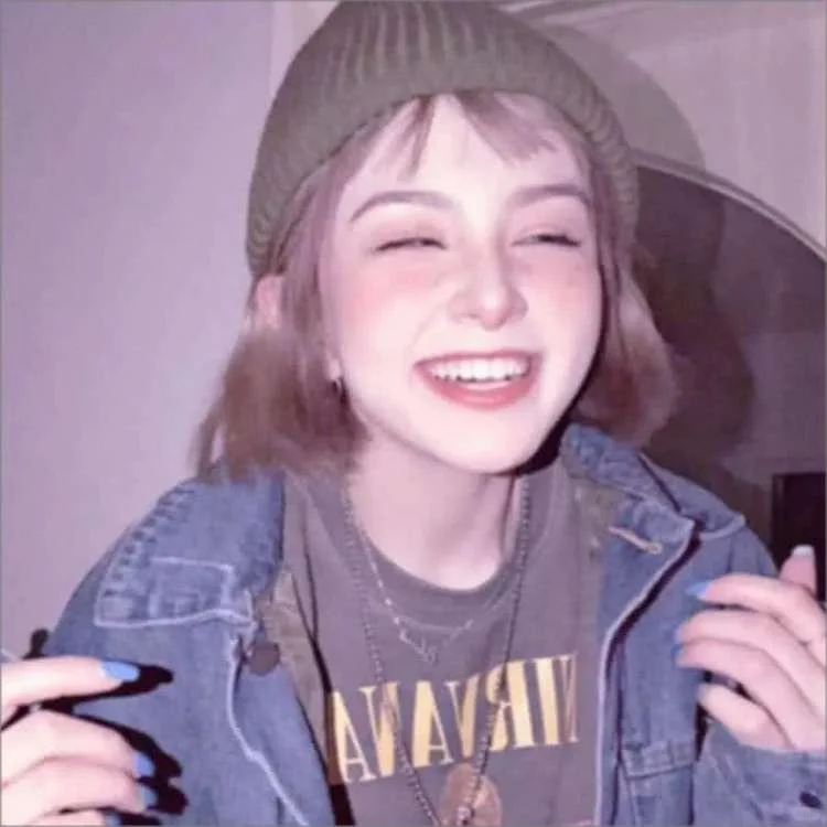 甜甜的小姐姐呀