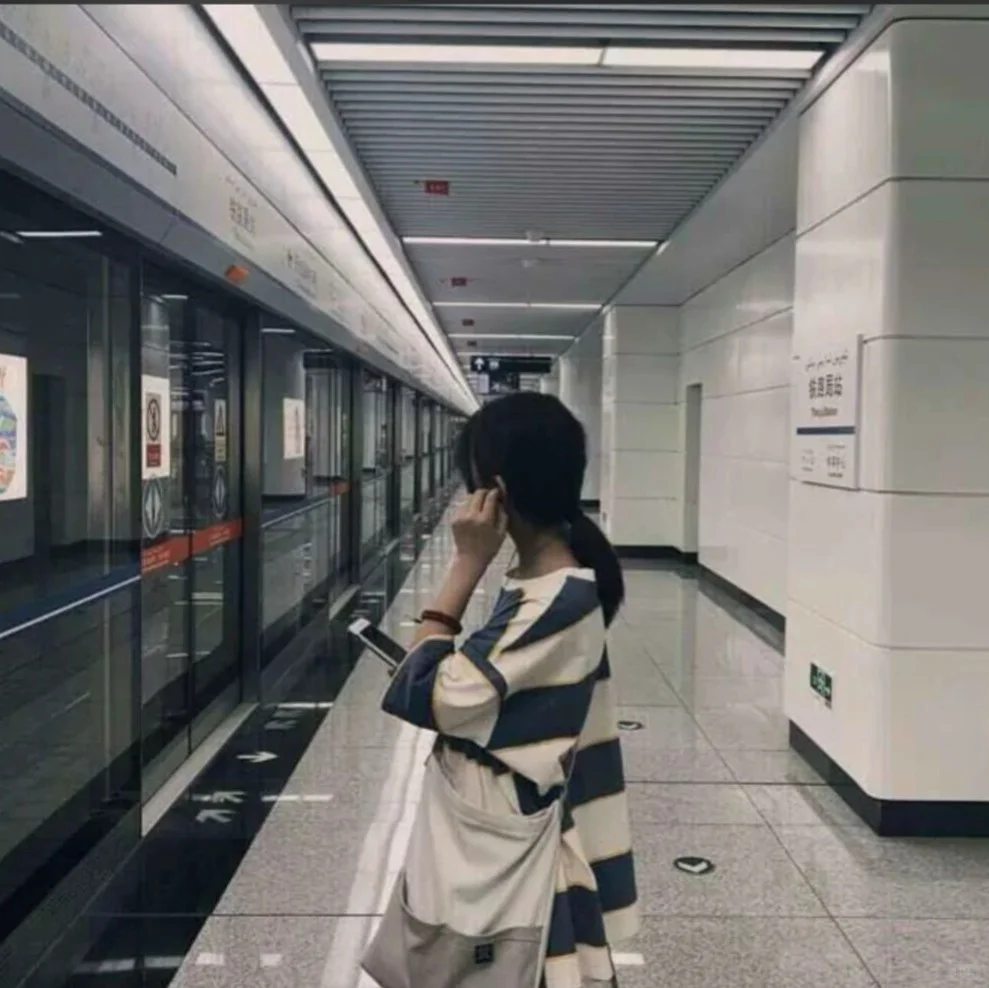 甜甜的小姐姐呀