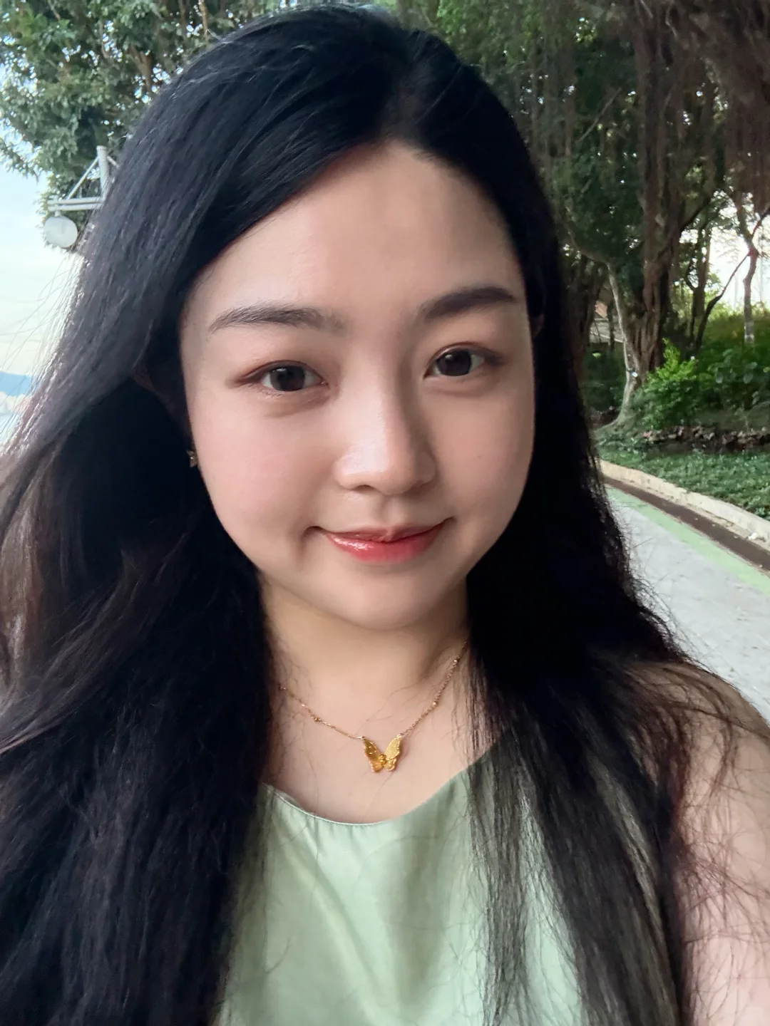 圆脸看着人好温柔