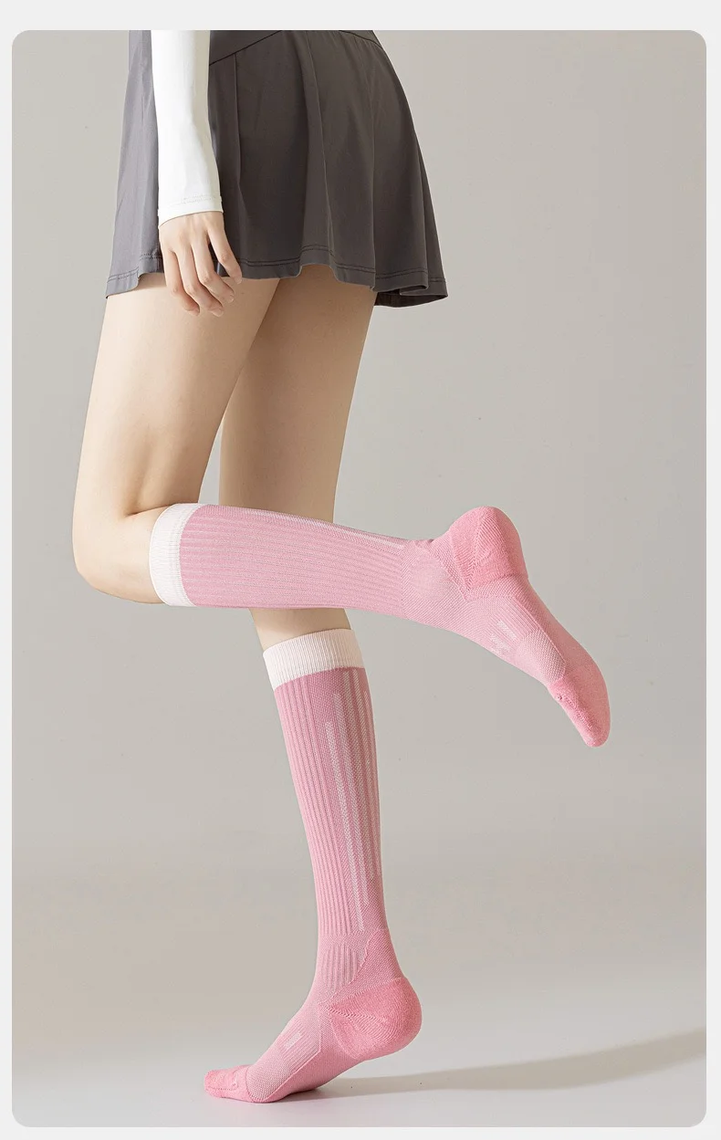 小腿袜穿错=白穿！这样搭秒变女团腿