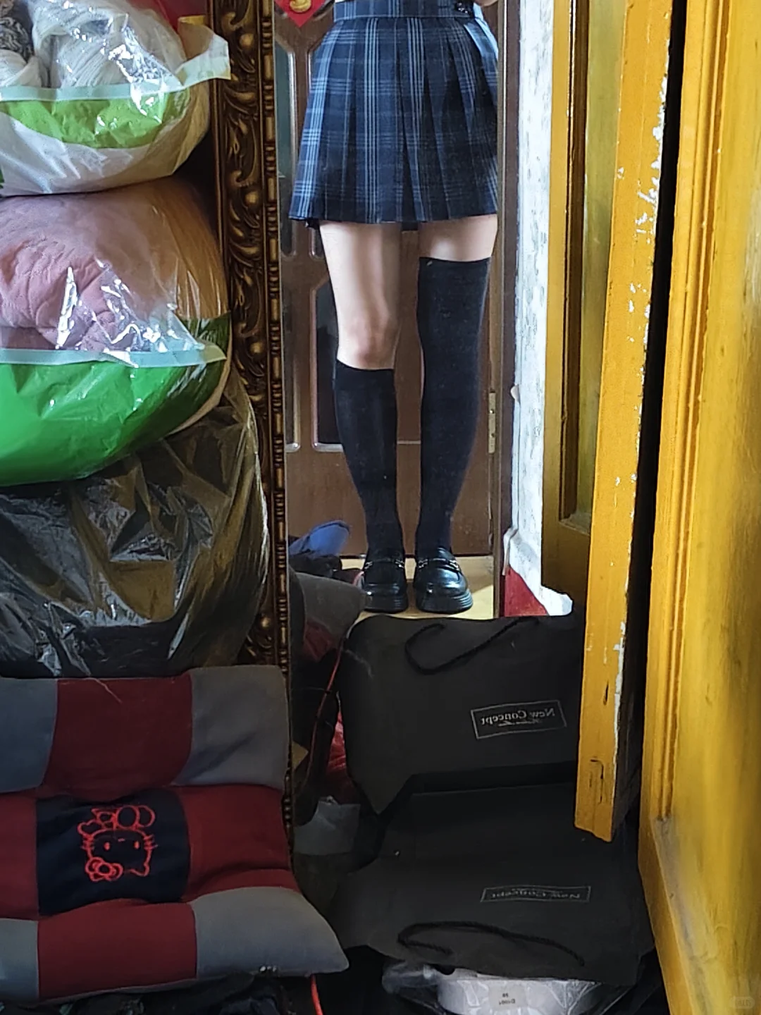 适合小腿袜还是过膝袜？