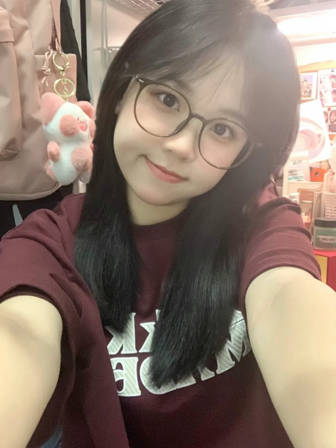 长圆脸丨舍友说我长了张素颜也很上镜的脸