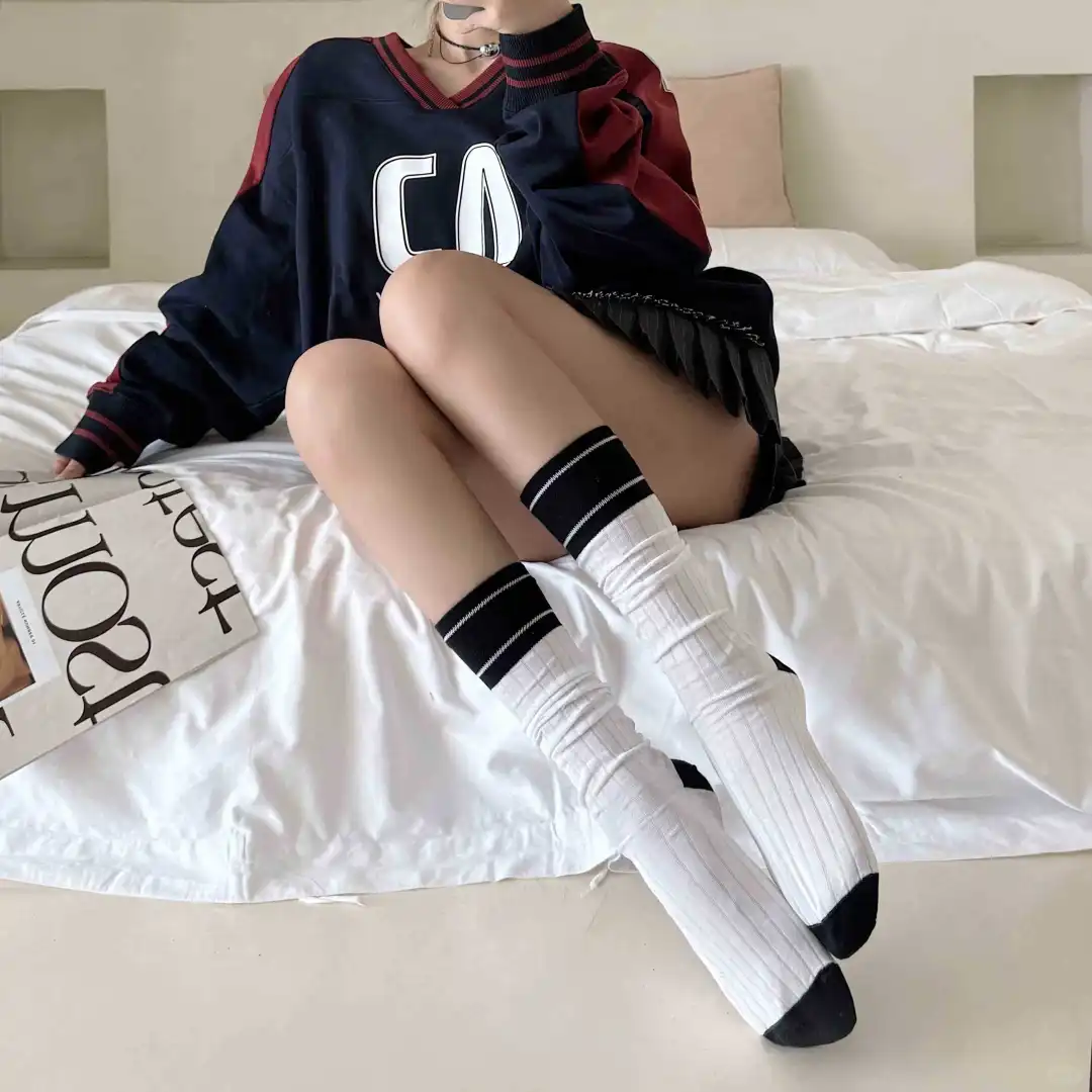 美式学院风拼色堆堆袜，秋冬氛围感神器🧦