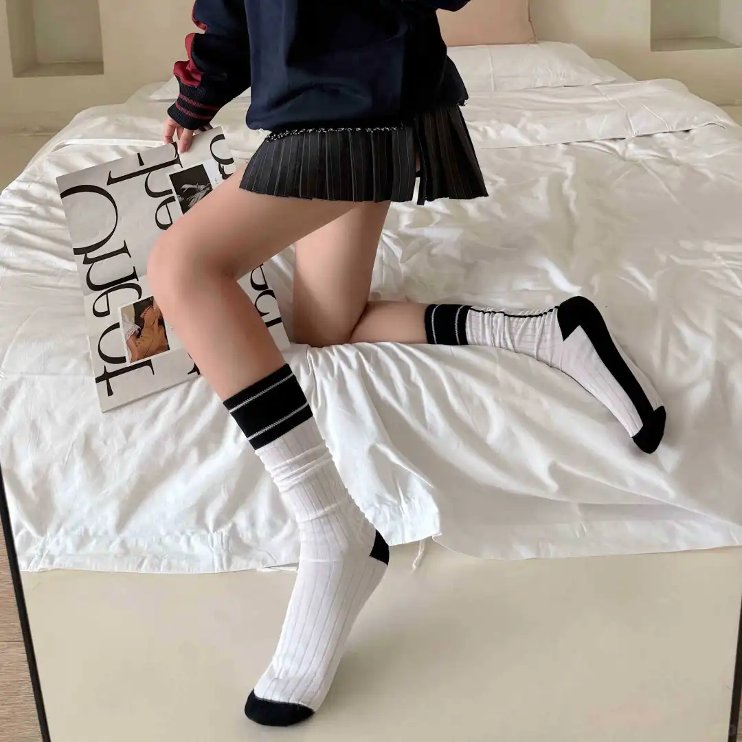 美式学院风拼色堆堆袜，秋冬氛围感神器🧦