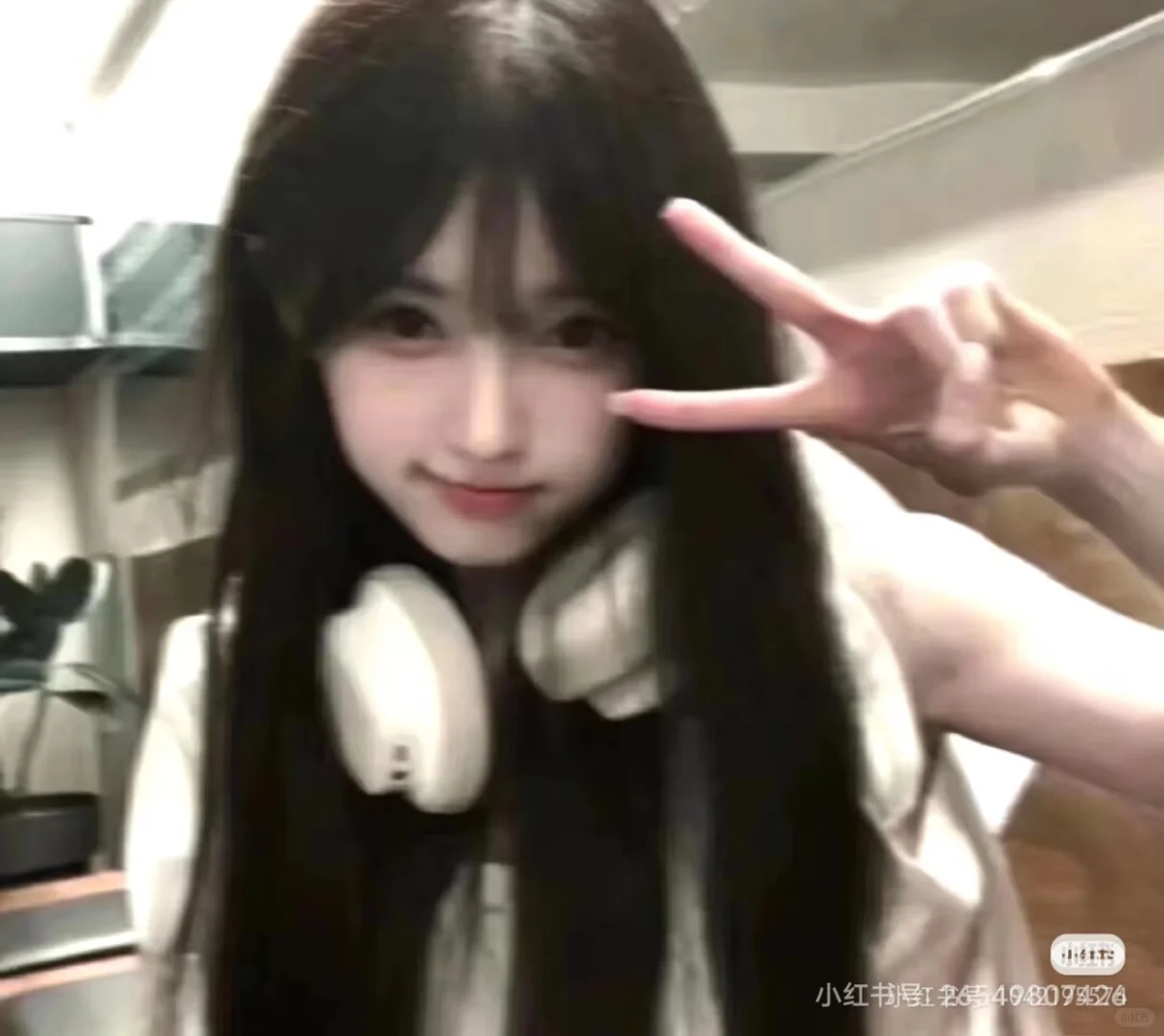 绝美头像(๑╹ヮ╹๑)ﾉ拿图吱一声
