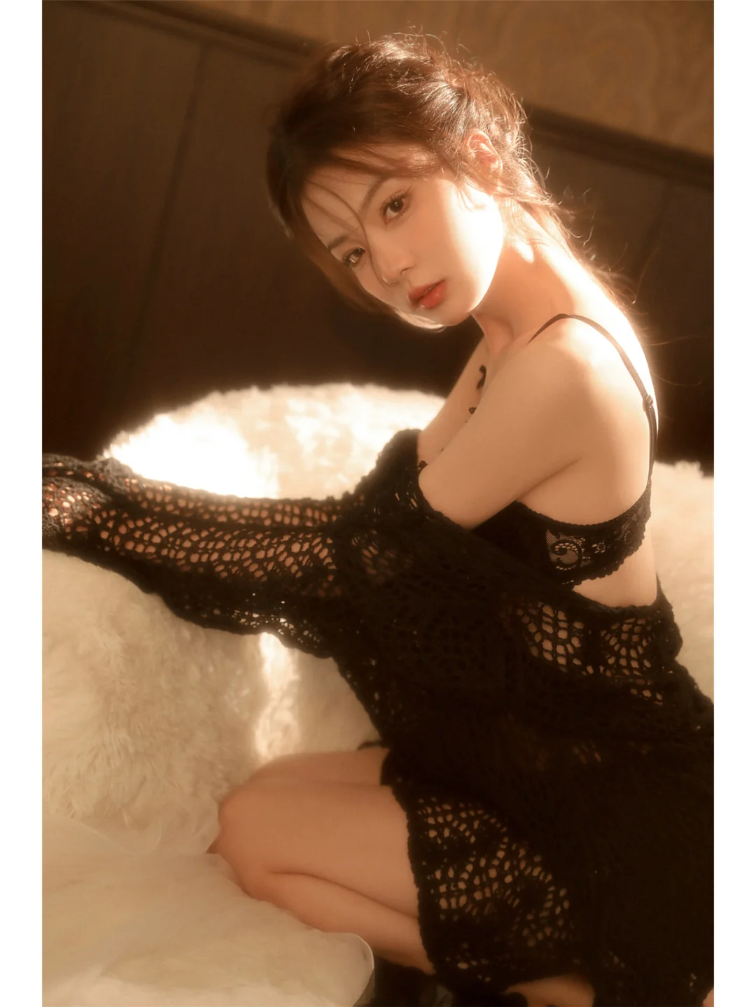 看一眼就沦陷的❗性感轻私发少女写真