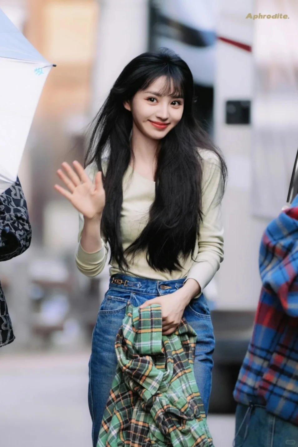 突然对女明星起了敬意。。