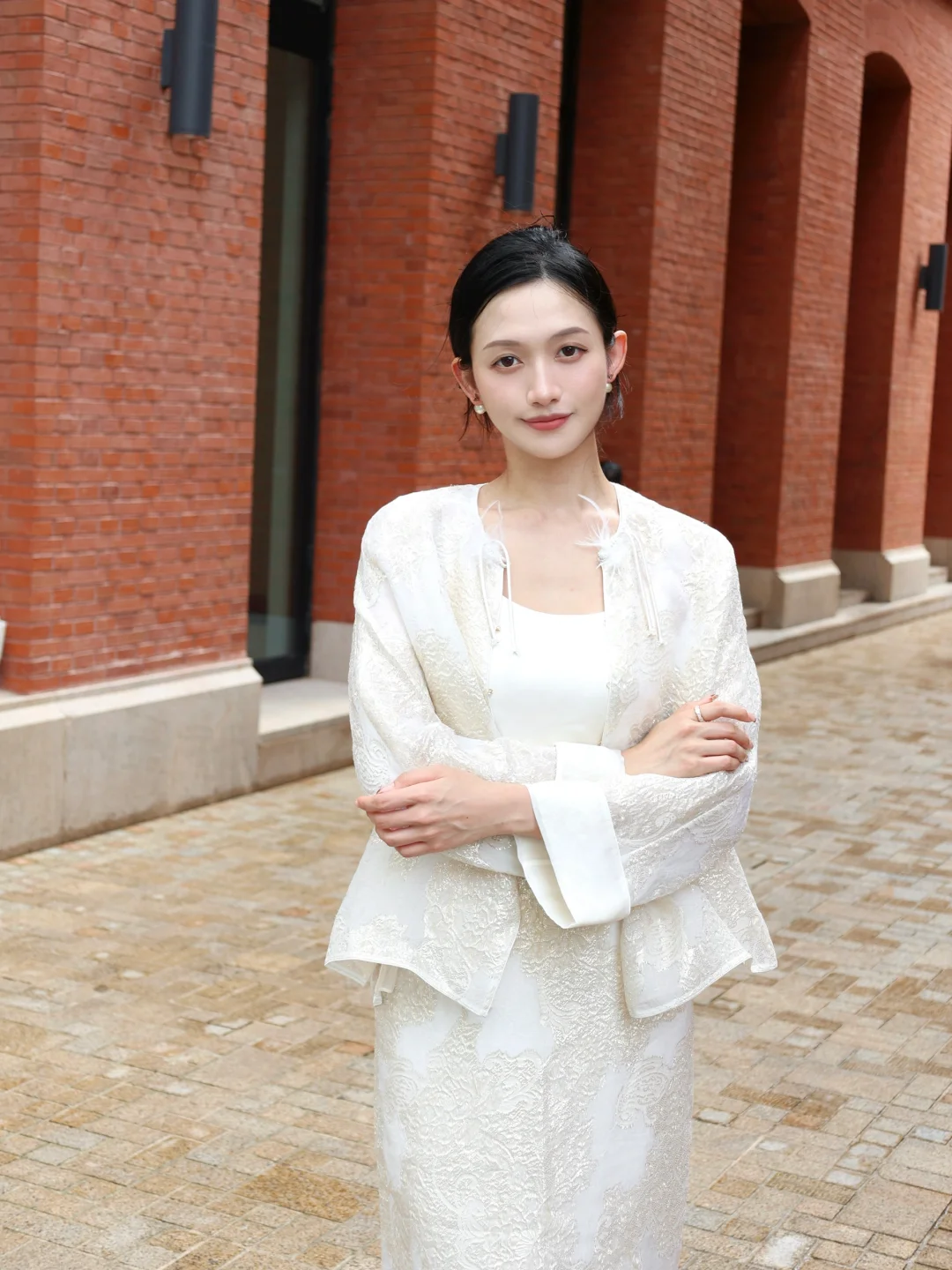 妈妈说额头露出来 大大方方的