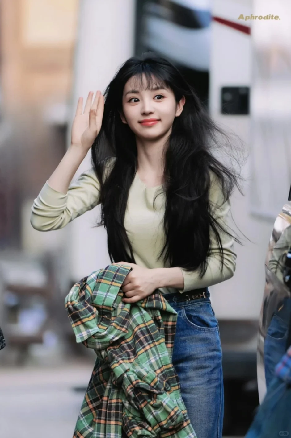 突然对女明星起了敬意。。